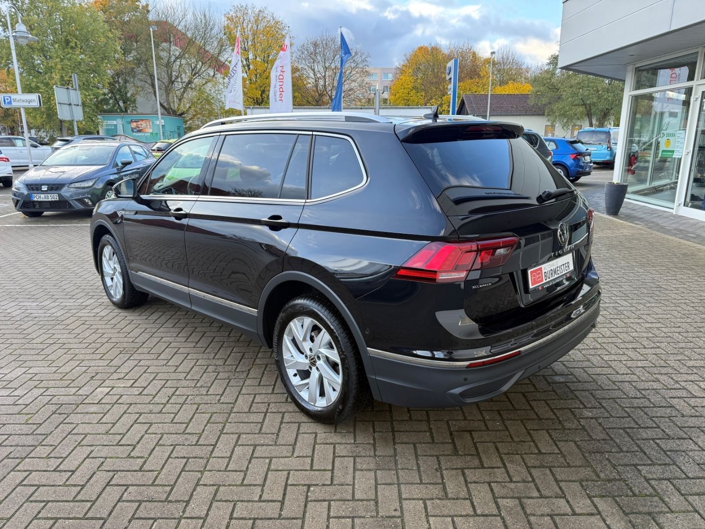 VW Tiguan Allspace 4Motion 2.0 TDI AHK-klappbar Nav - Image 4