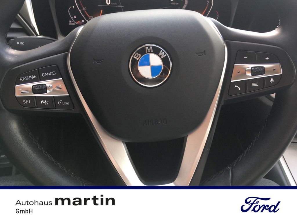 Fahrzeugabbildung BMW 320 d Advantage NAVI SHZ AHK HUD ACC LASER