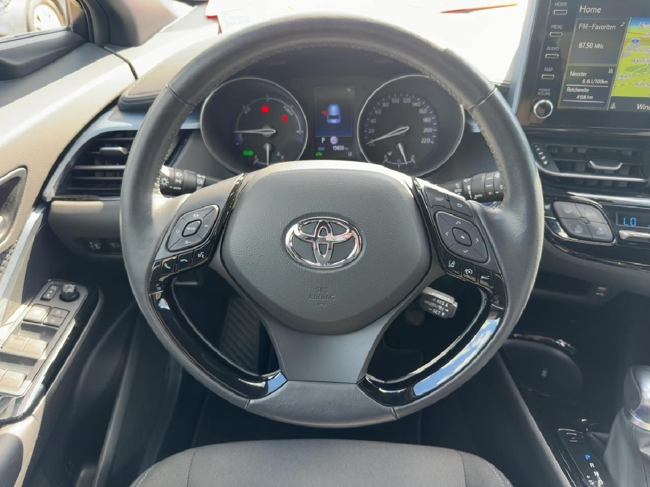 Fahrzeugabbildung Toyota C-HR 2,0 Hybrid Team D *Comfortpaket*