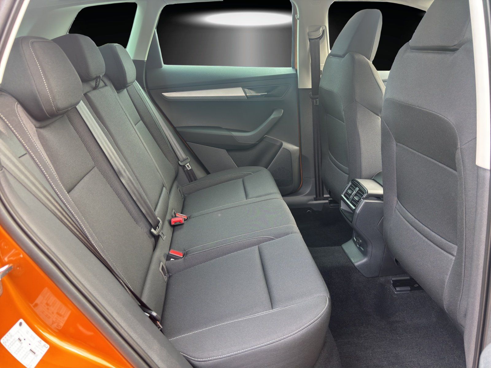 Fahrzeugabbildung SKODA Karoq Tour 1,5 TSI 110 kW DSG