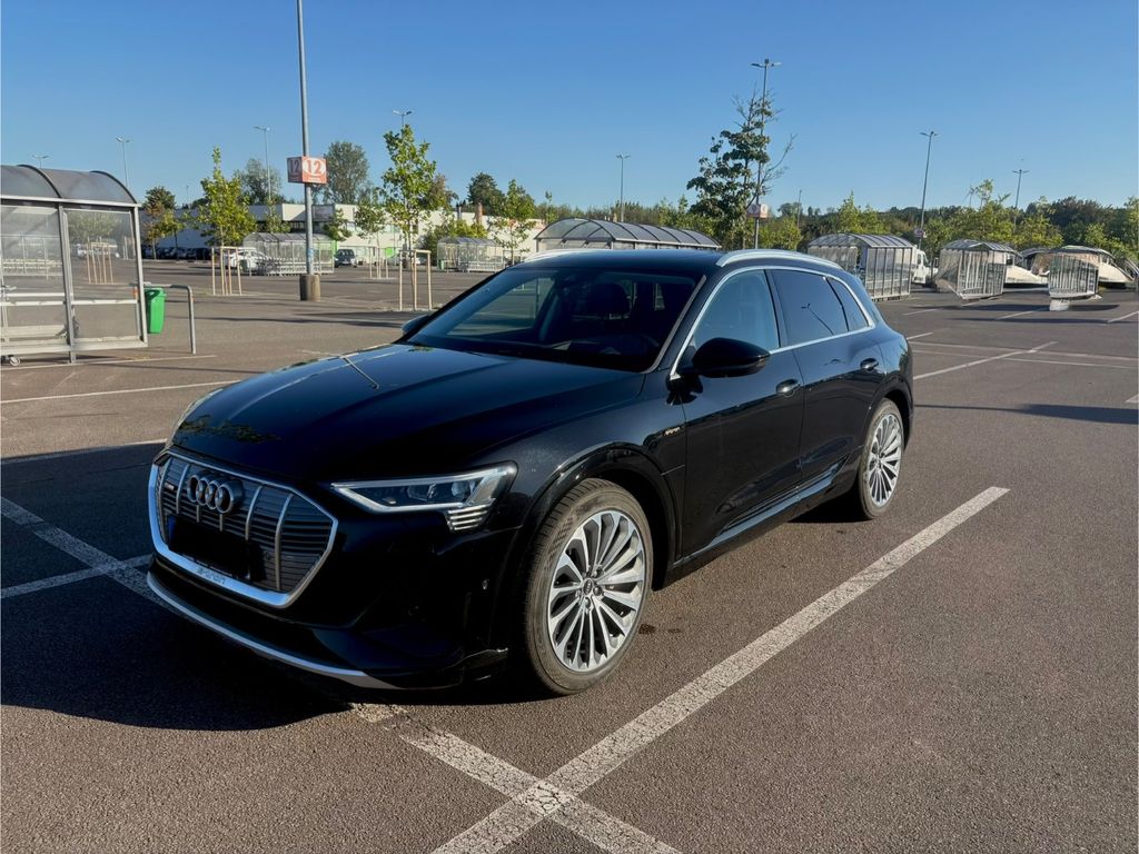 Image of Audi e-tron