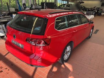 Volkswagen Passat Variant - 3