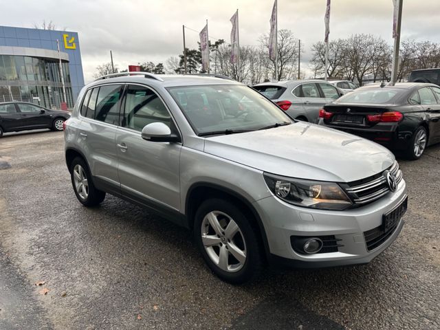 Volkswagen Tiguan Sport & Style BMT *Navi*AHK*Alcantara*