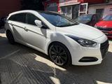 Hyundai i40 CW Premium Plus Leder Navi Belüft. Sitze - gebrauchte Hyundai i40 aus dem Jahr 2017