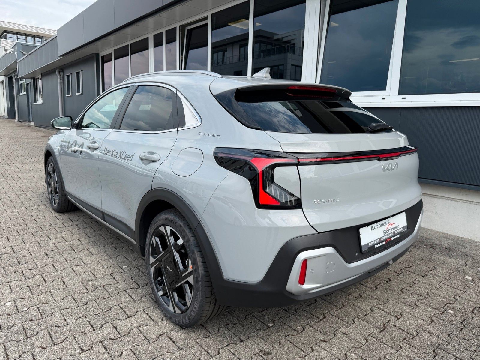 Fahrzeugabbildung Kia XCeed 1.6T 180 DCT SPIRIT SD SITZ ADV