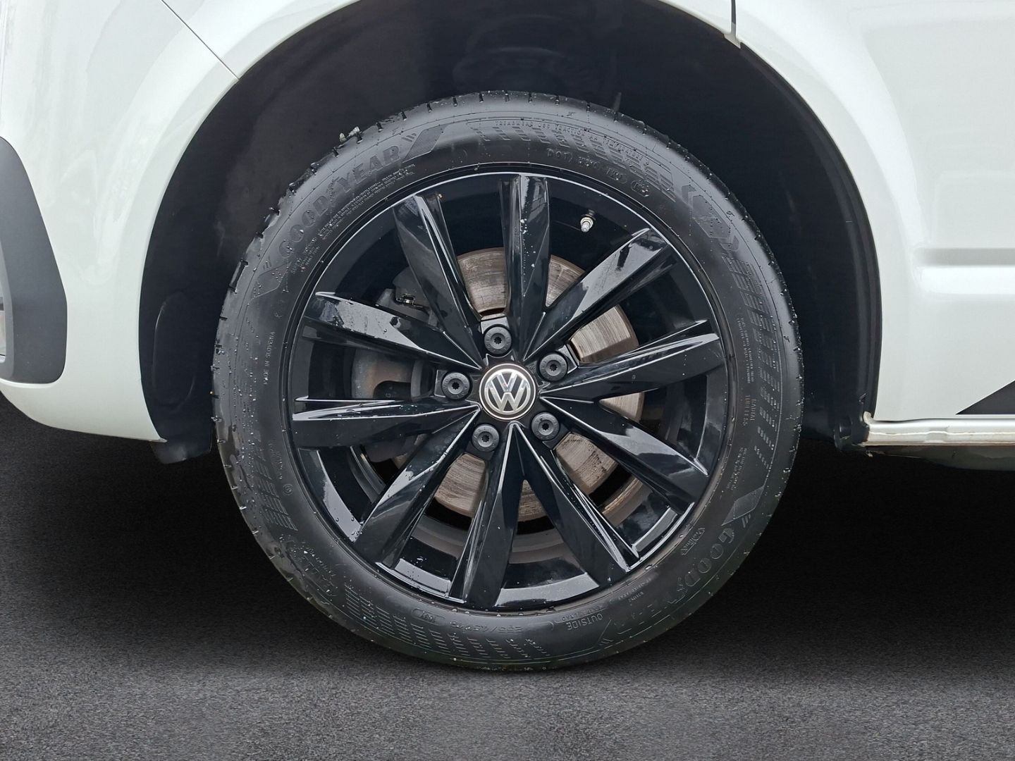 T6.1 Multivan 2.0TDI 4MOTION Edition *AHK*STH*NA