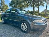 Volkswagen VW Passat 2.5 TDI V6 (DPF grüne Plakette) ... - Volkswagen Passat aus 2003 mit Diesel-Antrieb: Limousine