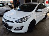 Hyundai i30 Classic 1.4i KLIMA/PDC/SHZ/TEMPOMAT/80TKM - Hyundai i30 aus 2013