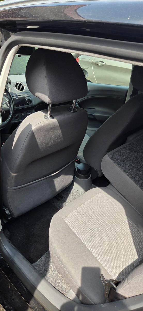 Seat Ibiza 2011 — photo 6