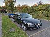 BMW 530d touring - Elegant in schwarz - BMW 530 aus 2008: Kombi, 530d
