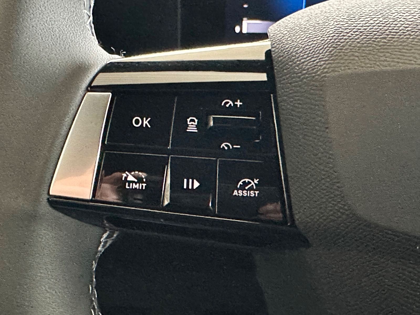 Fahrzeugabbildung Opel Astra L Lim*Edition*RFK*Klima*PDC*SHZ*LED
