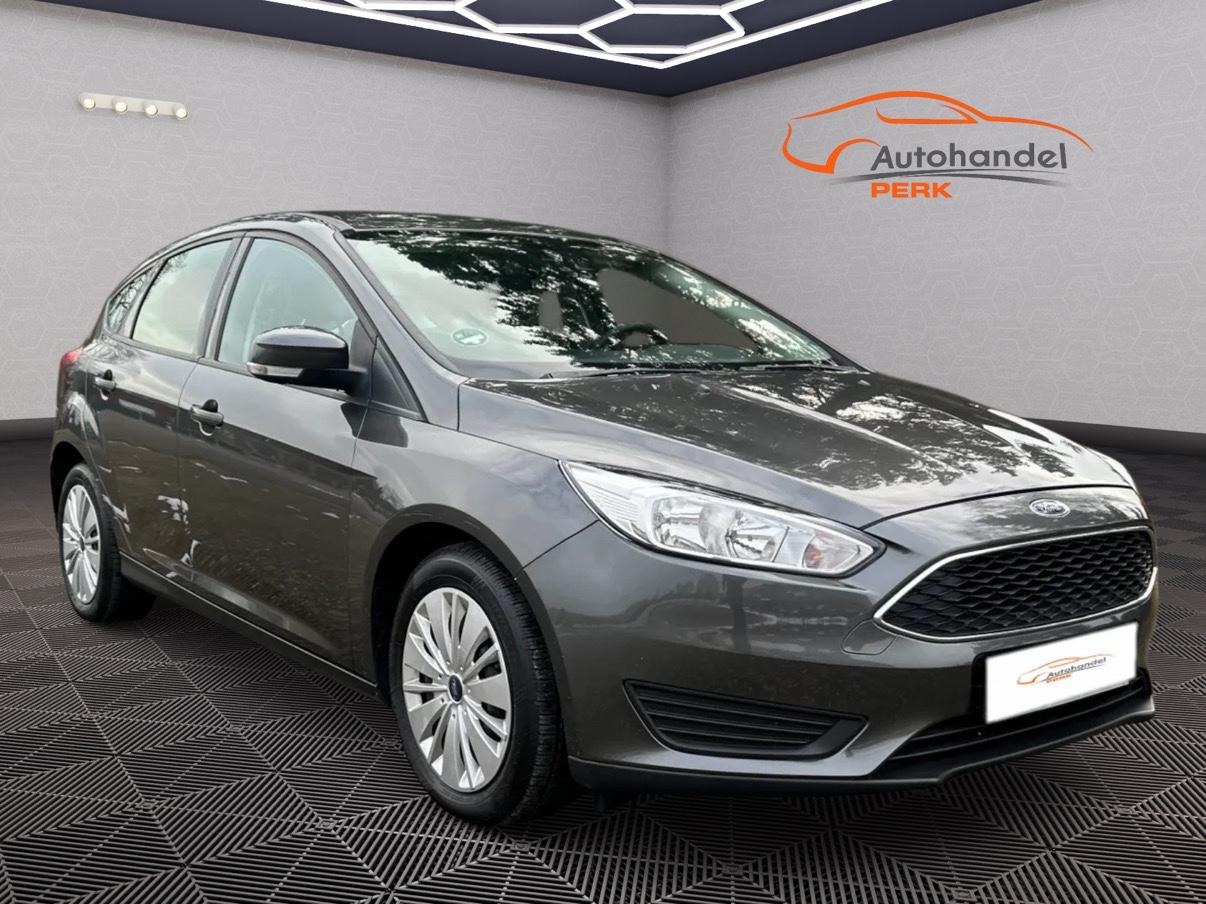 Ford Focus Limousine*Sitzheizung,Zahnriemen neu*