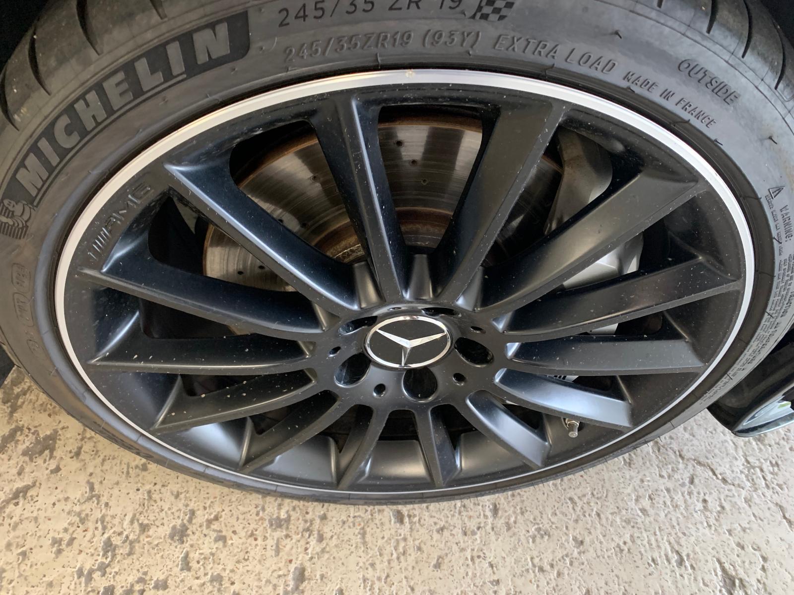 Mercedes-Benz CLA 35 SB AMG 4M Multibeam Widescreen Pano Distr