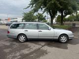 Mercedes-Benz E 200 - gebrauchte Mercedes-Benz E 200 aus dem Jahr 1998