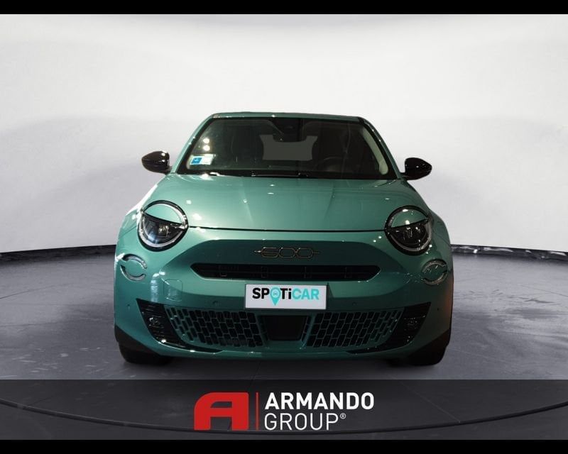 Fiat FIAT 600 (2023-->) Hybrid 145 CV DCT MHEV imagem 2