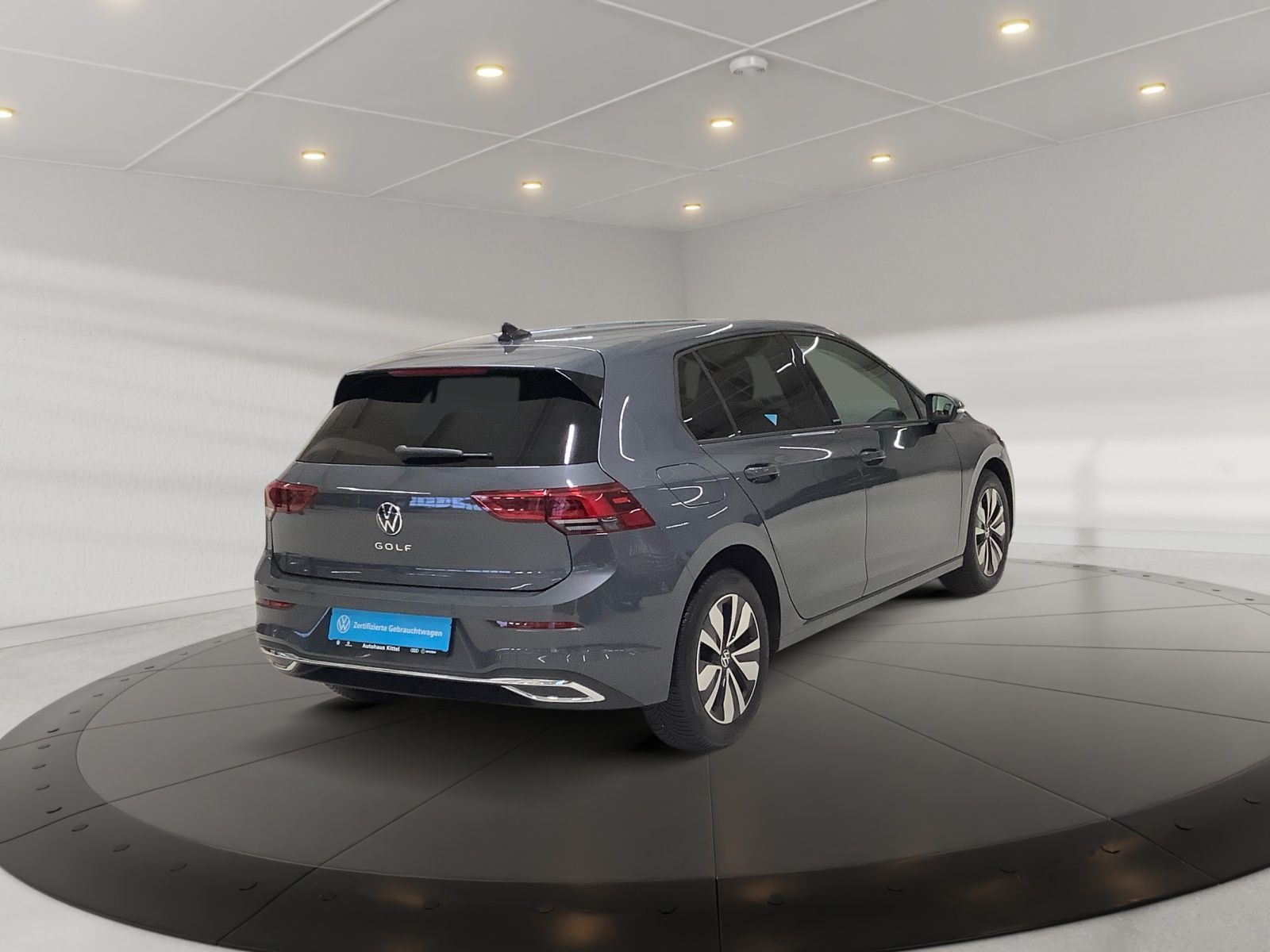 Golf Move 1,0 TSI 81 kW LED, Navi, ACC, SHZ