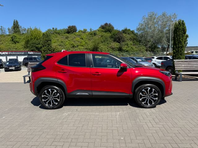 Toyota Yaris Cross Hybrid FWD Team Deutschland