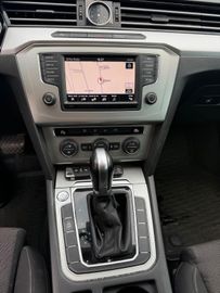Volkswagen Passat Variant - 7