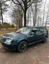 Volkswagen Bora - schwarze Volkswagen Bora