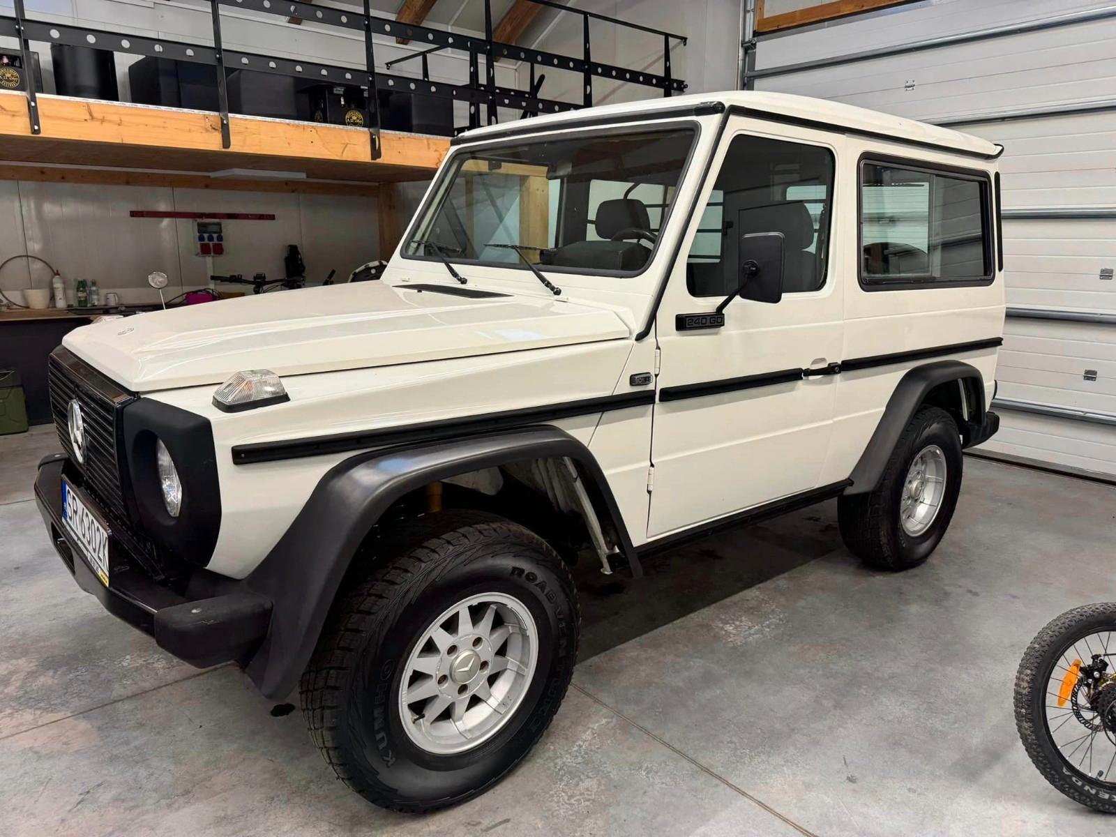 Mercedes-Benz G 240