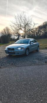 Volvo S60 2.4 170 PS Automatik, Xenon, AHK... - gebrauchte Volvo S60 aus dem Jahr 2007