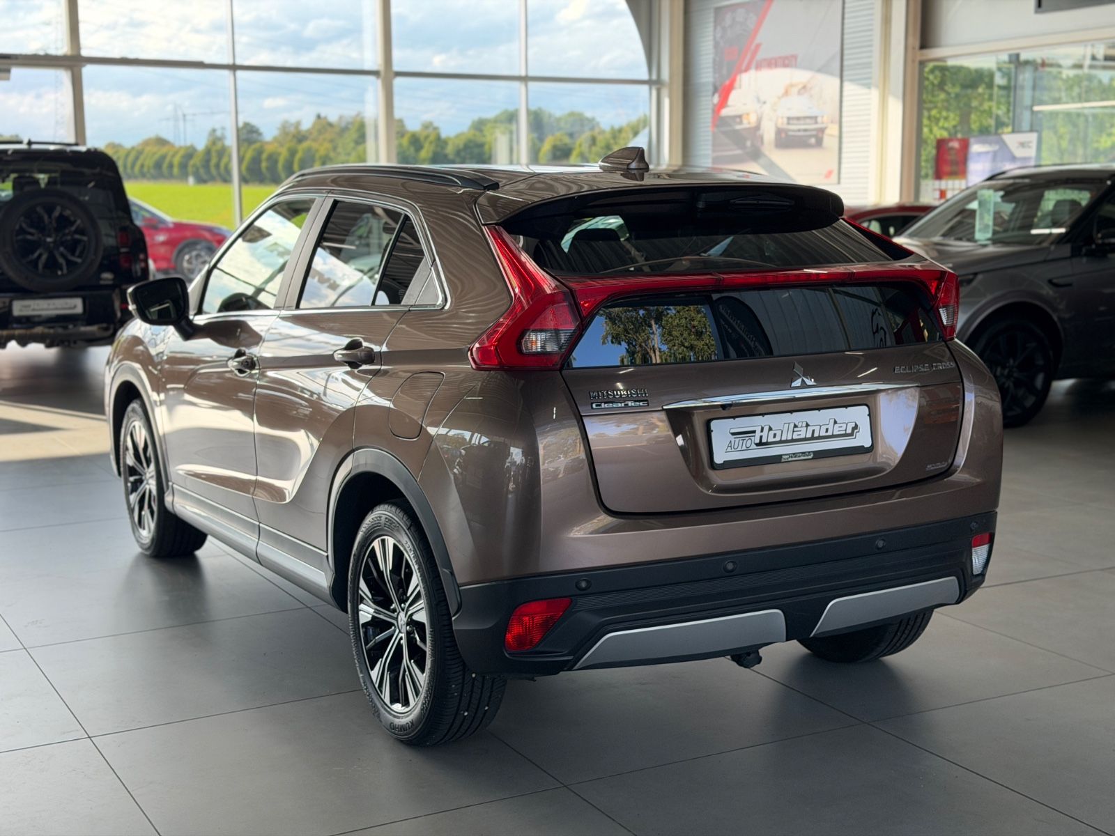 Fahrzeugabbildung Mitsubishi Eclipse Cross 1.5 CVT Intro Edition 2WD AHK HUD