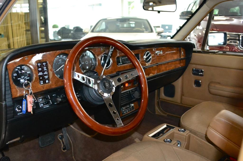 Rolls-Royce Silver Spirit