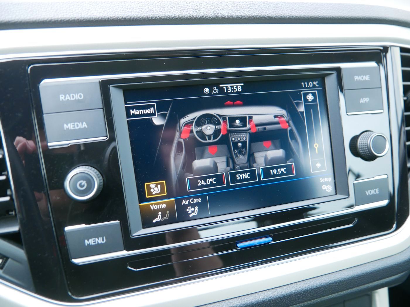 Fahrzeugabbildung Volkswagen T-Roc Cabriolet 1.0 Style AHK ACC SHZ Klimaautom
