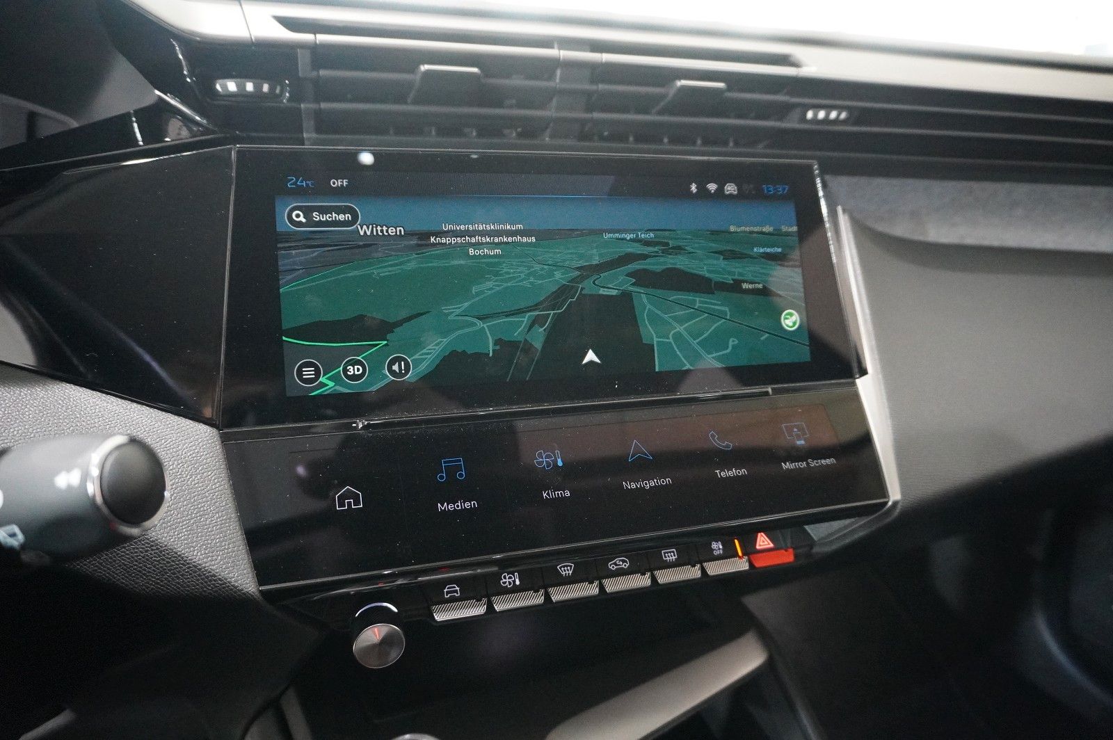 Fahrzeugabbildung Peugeot 308 SW 1.2 HYBRID ALLURE DSC NAVI/LED/KAMERA/DAB