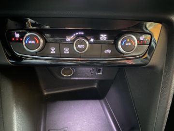 Bild 18 Opel Corsa 1.2 GS-Line LED/KLIMA AT/SHZ/PDC H+CAM/ALL