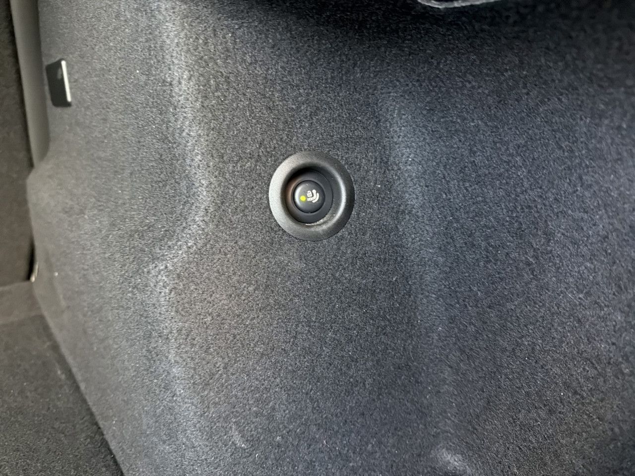 BMW iX2 - Bild 21