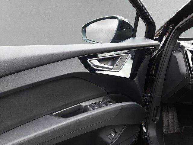 Fahrzeugabbildung Audi Q4 e-tron S line 40 Navi Pano eleHeck Kamera
