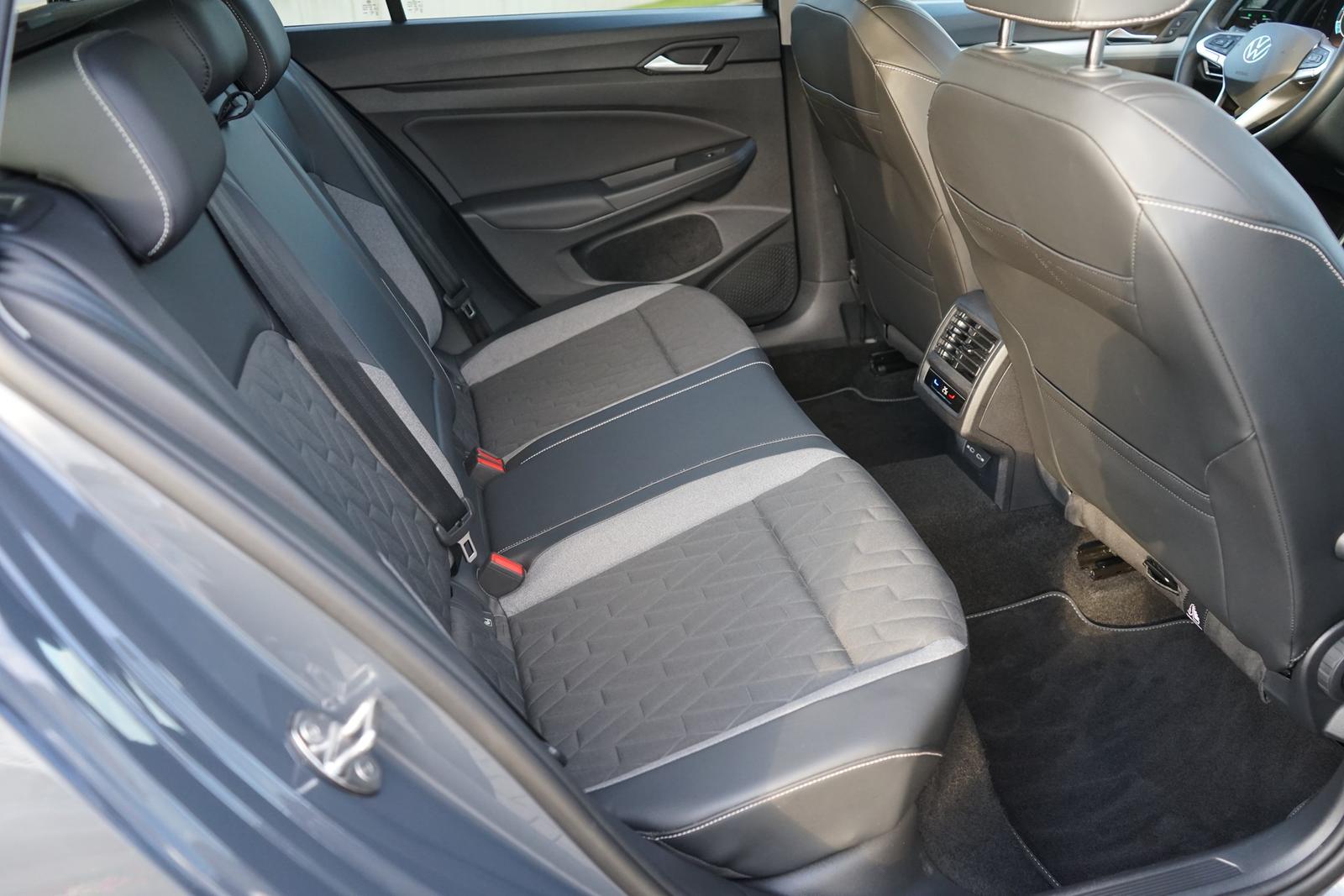 Volkswagen Golf Variant 1.5 TSI Goal LED Navi ACC Klimaaut., миниатюра 11