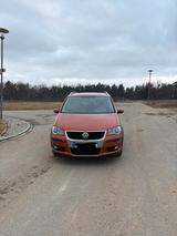 Volkswagen TouranCorss 1.4 TSI 103kw(140PS) 6-Gang 7 Sitzer - Volkswagen Touran: Tsi 140 Ps