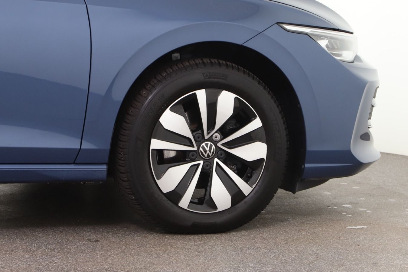 Volkswagen Golf - Bild 3