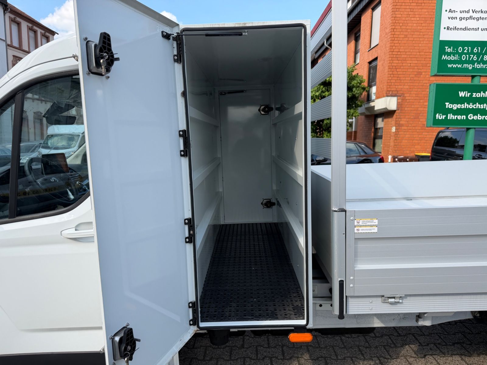 Fahrzeugabbildung Maxus DELIVER9 DREISEITENKIPPER L4 LUXURY LED NEUWAGEN