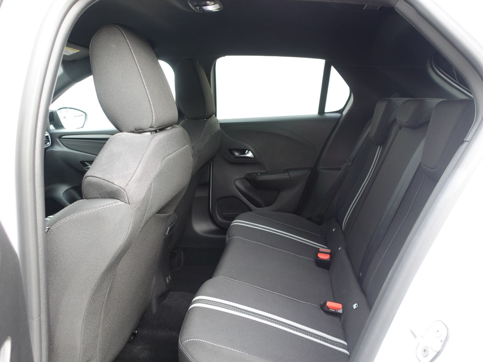 Fahrzeugabbildung Opel Corsa 1.2 Turbo GS Sitzh.,Navi,Kamera,Allwetter