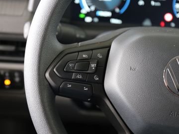 Volkswagen T7 Transporter 2.0TDI AUT110KW KR LED FLÜGEL AHK