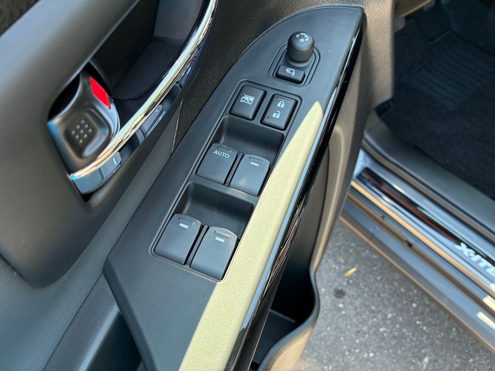 Fahrzeugabbildung Suzuki S-Cross 1.4 Boosterjet Comfort+ AllGrip Kamera,P