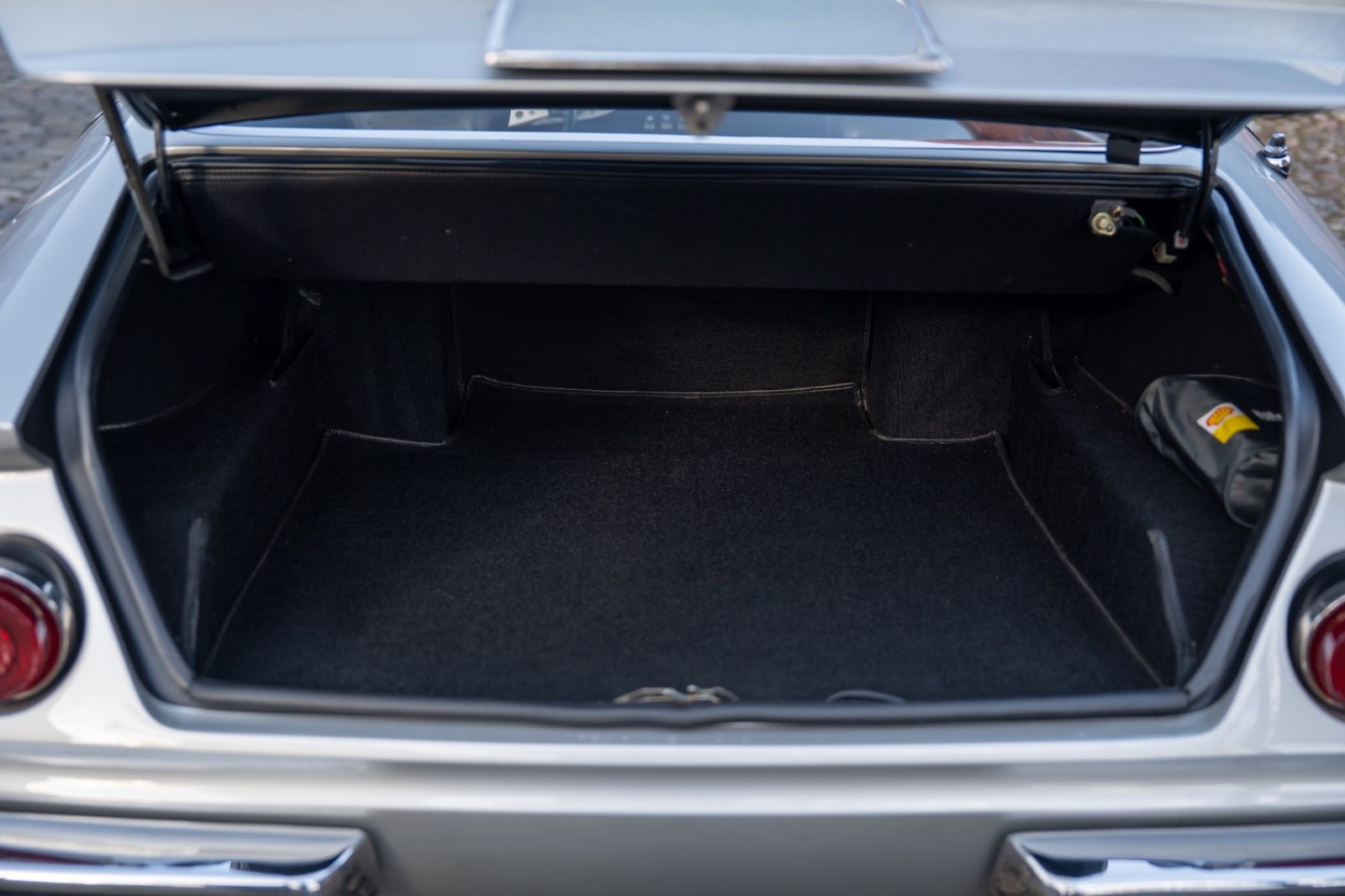 Fahrzeugabbildung Ferrari 365 GTB4 Daytona **Ferrari Classiche Zertifikat*