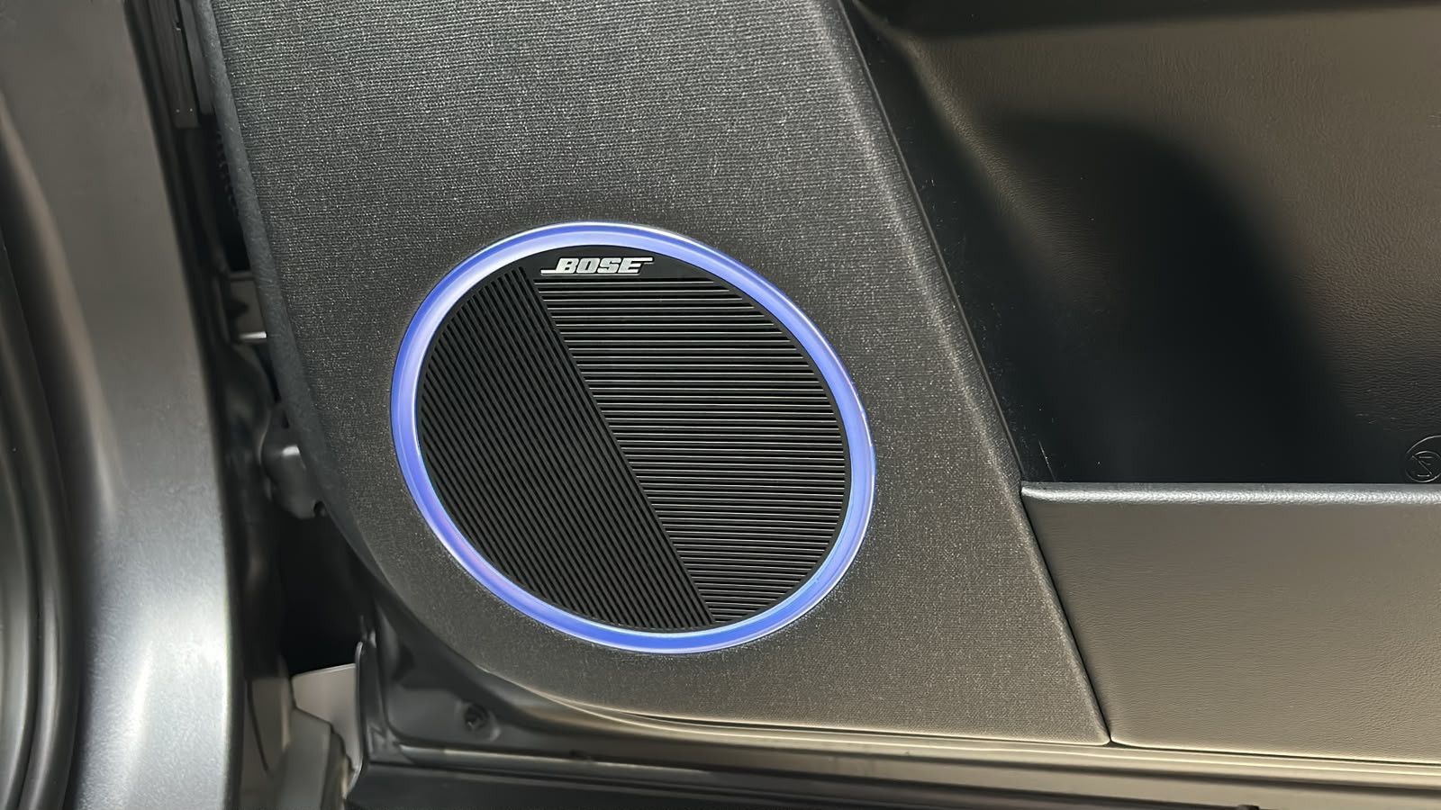 Fahrzeugabbildung Hyundai Ioniq 5 Uniq 4WD LED+NAVI+SHZ+BOSE+HEAD+ACC+AHK+
