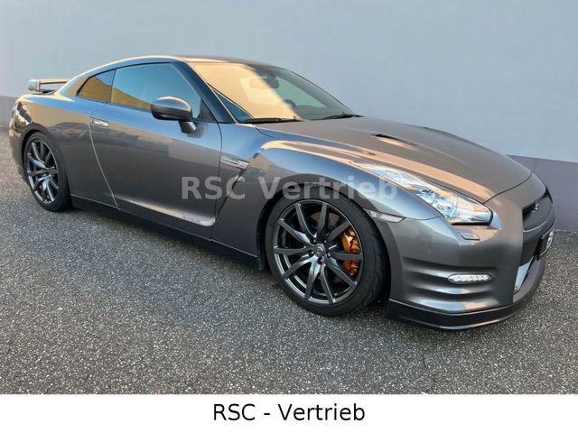 Nissan GT-R Premium Edition