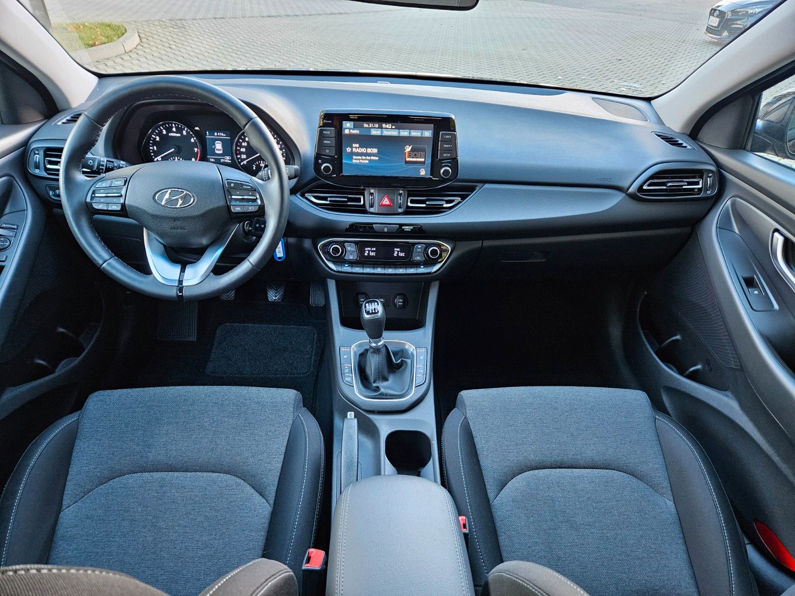 Fahrzeugabbildung Hyundai i30 1.0 T-GDI 48V TREND KAMERA PDC SHZ LHZ