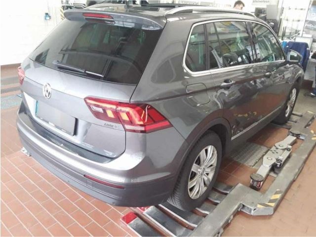 Tiguan 2.0 TDI DSG Join AHK/Navi/LED/Pano/Kamera