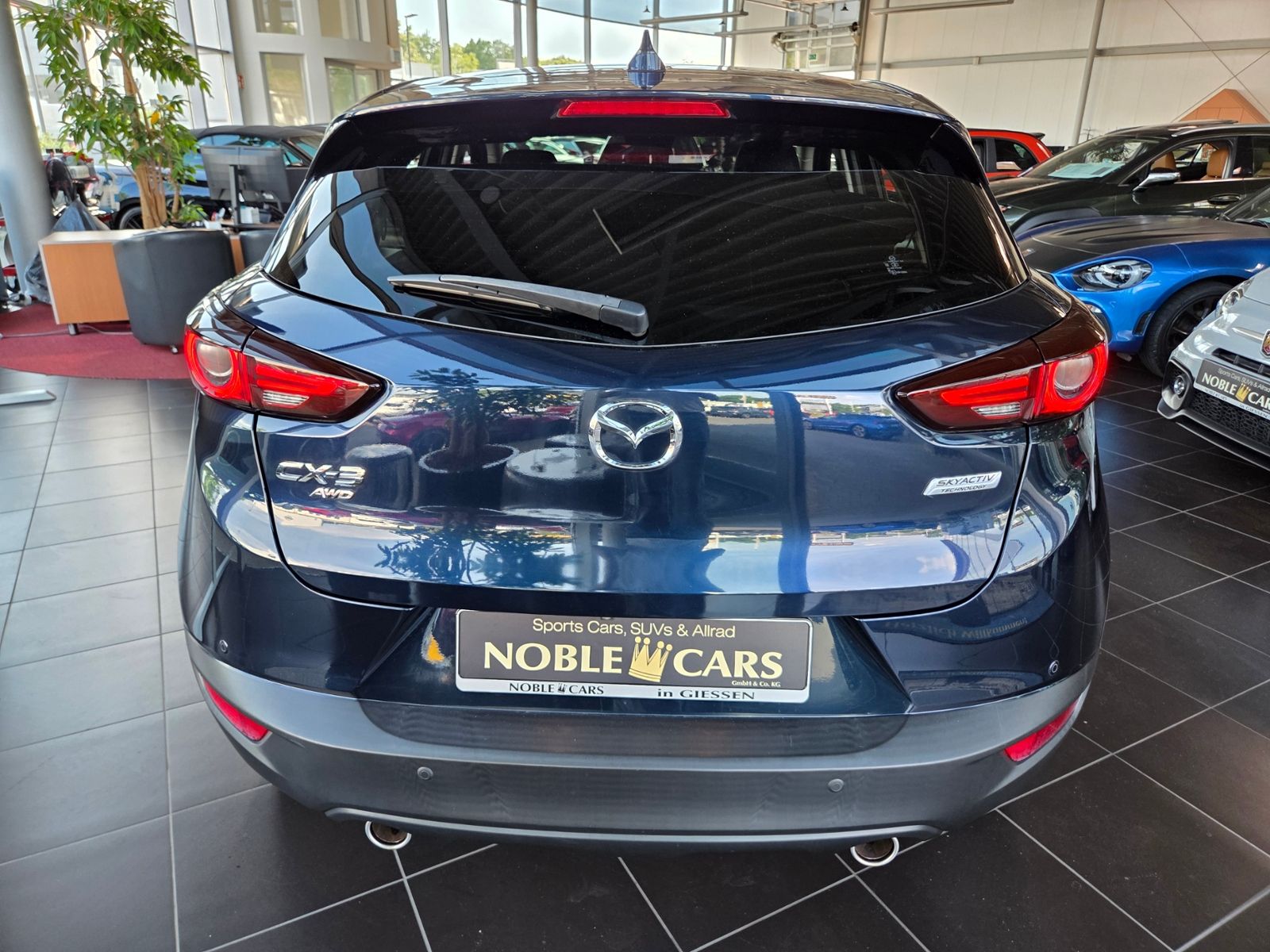 Fahrzeugabbildung Mazda CX-3 Sports-Line AWD HUD BOSE LED NAV SHZ 18"