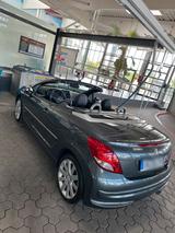 Peugeot 207 CC Cabrio Automatik - Peugeot 207 Gebrauchtwagen in Aachen