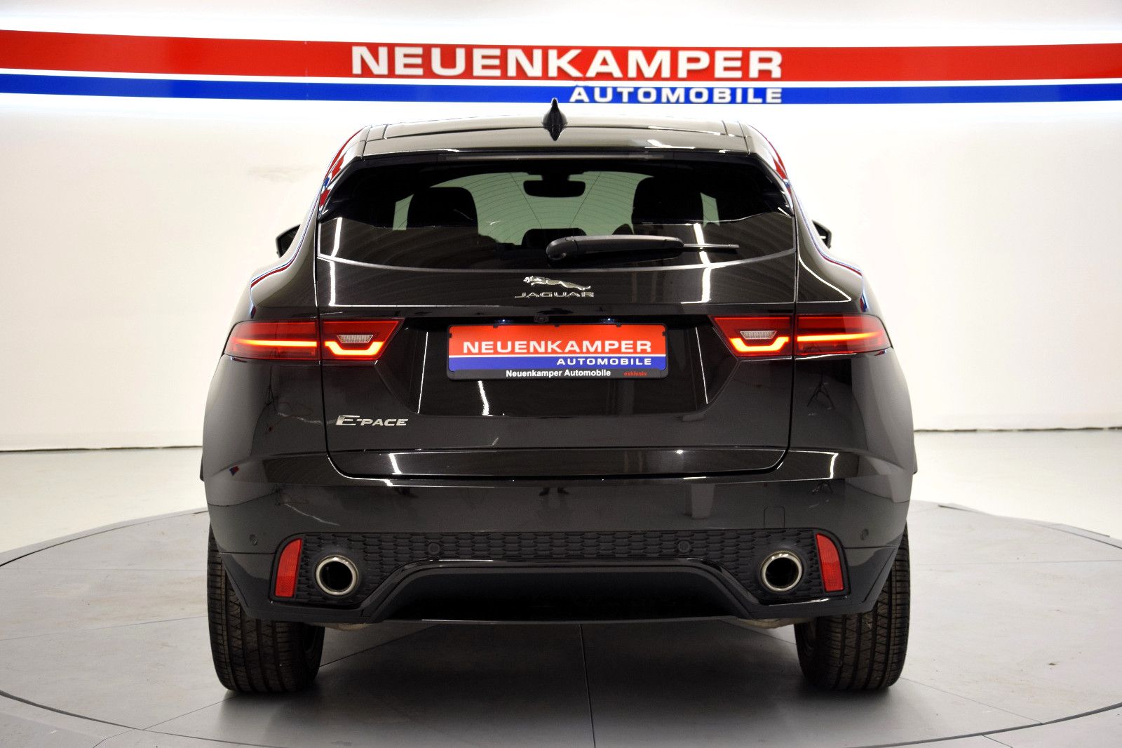 Fahrzeugabbildung Jaguar E-PACE R-Dynamic SE AWD 14-Wege Memory 20"