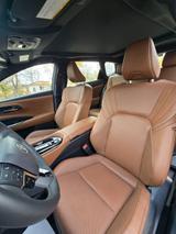 Toyota Crown Signia (Estate) - Toyota Crown Gebrauchtwagen