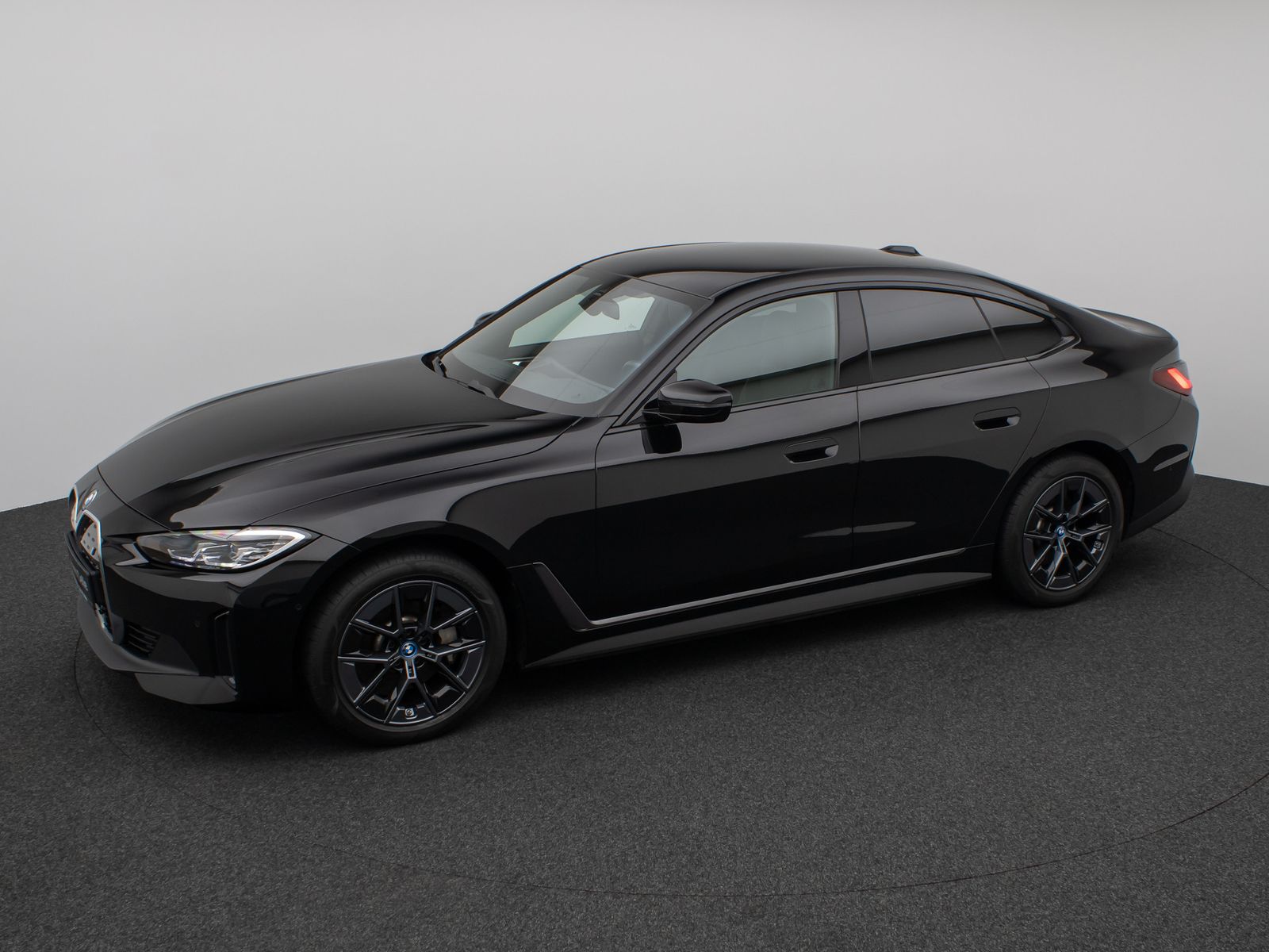 Fahrzeugabbildung BMW i4 eD40 Gran Coupè Kamera DAB CockPit+ Sport LED