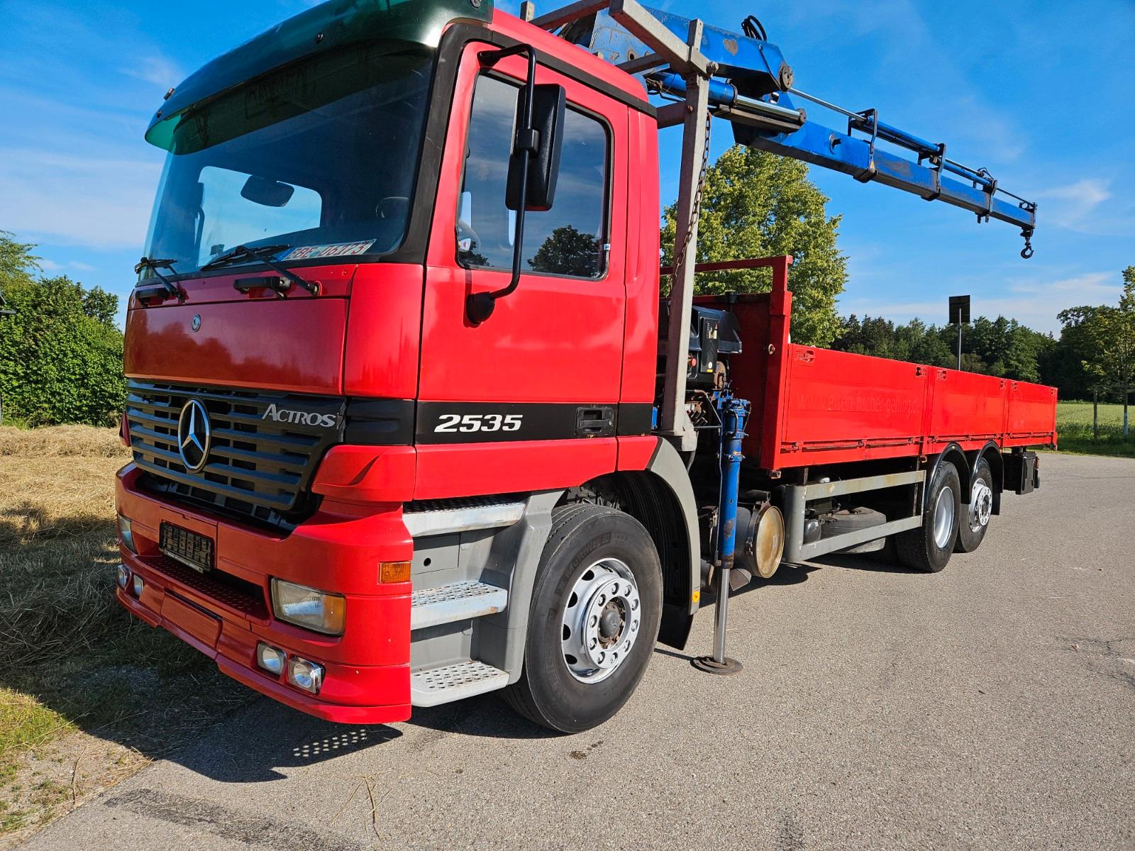 Mercedes-Benz Actros 2535 B/L Lift & Lenkachse  Hiab 200  7t.